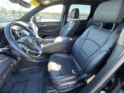 2024 Buick Enclave Avenir AWD