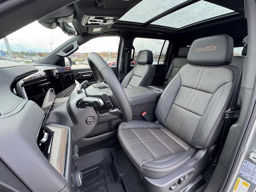 2026 Chevrolet Suburban High Country, 4WD