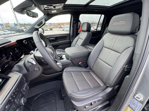 2026 Chevrolet Suburban High Country, 4WD