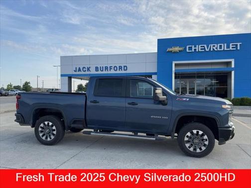 2025 Chevrolet Silverado 2500 Custom