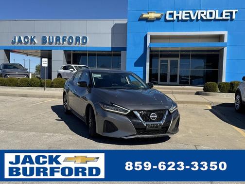 2023 Nissan Maxima SV Xtronic CVT