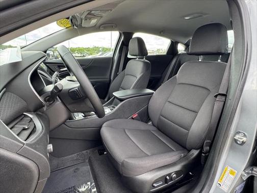 2023 Chevrolet Malibu FWD RS