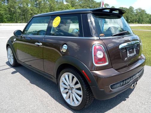 Hot Chocolate Metallic 2010 MINI Cooper 2dr Cpe S