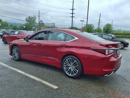 2022 Lexus ES 350 Base