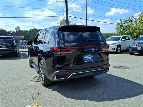 2024 Lexus LX 600 Base