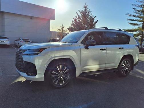 2023 Lexus LX 600 Premium
