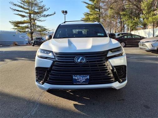 2023 Lexus LX 600 Premium