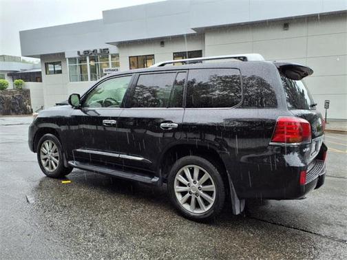 2011 Lexus LX 570 Base