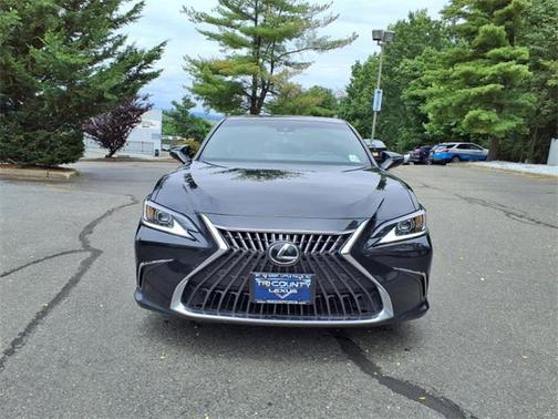 2022 Lexus ES 350 Base