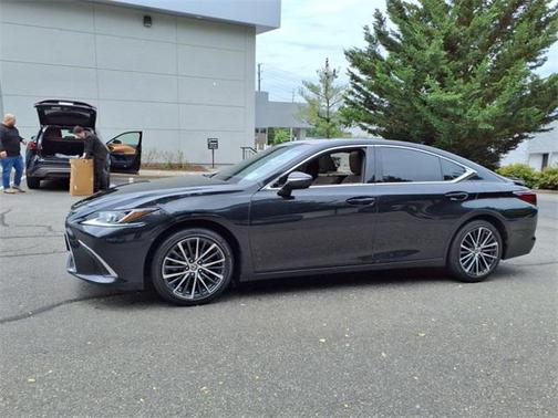 2022 Lexus ES 350 Base