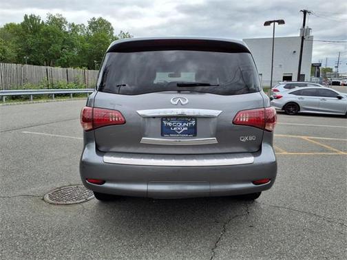 2017 INFINITI QX80 Base