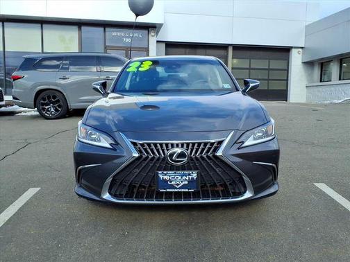 2023 Lexus ES 350 Base