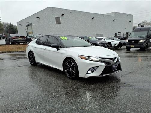 2019 Toyota Camry XSE