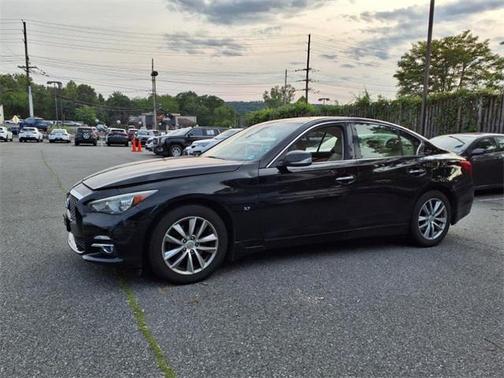 2014 INFINITI Q50 Premium