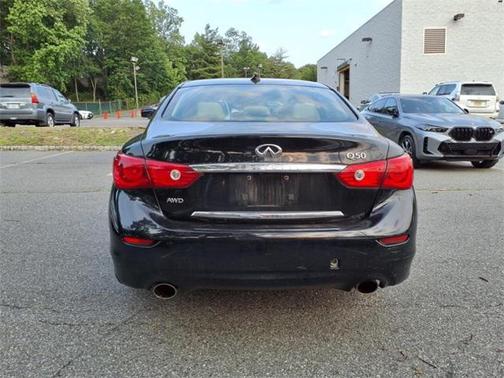 2014 INFINITI Q50 Premium