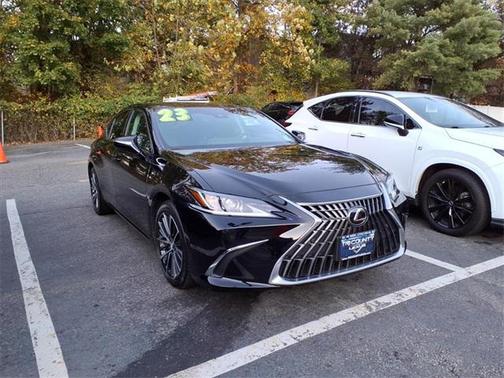 2023 Lexus ES 350 Base