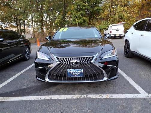 2023 Lexus ES 350 Base