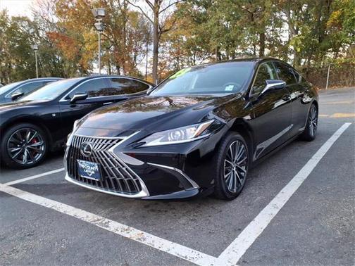 2023 Lexus ES 350 Base
