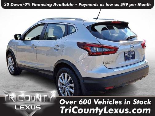 Brilliant Silver Metallic 2022 Nissan Rogue Sport SV