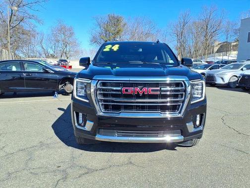 2024 GMC Yukon SLT