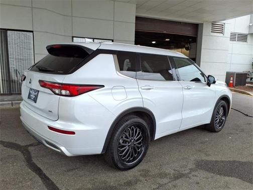 2024 Mitsubishi Outlander SEL
