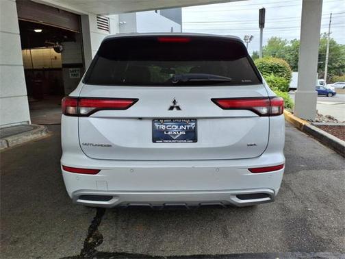 2024 Mitsubishi Outlander SEL