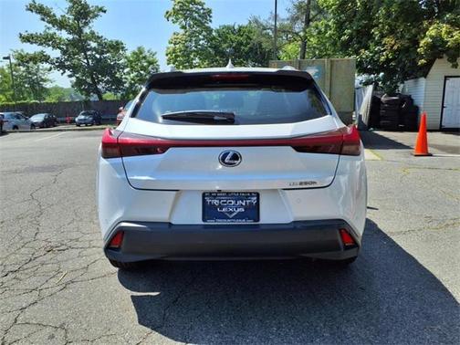 2022 Lexus UX 250h Base