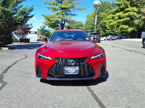 2022 Lexus IS 350 Base