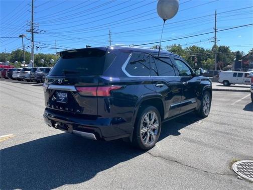 2023 Toyota Sequoia Capstone