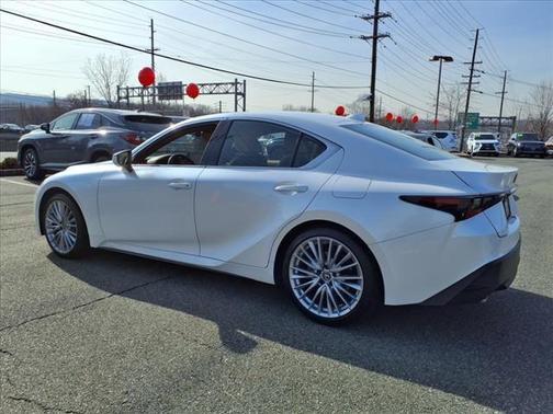 2022 Lexus IS 300 Base
