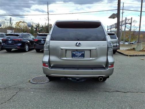 2023 Lexus GX 460 Premium