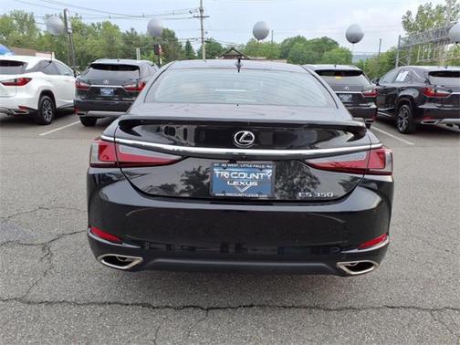2022 Lexus ES 350 Base