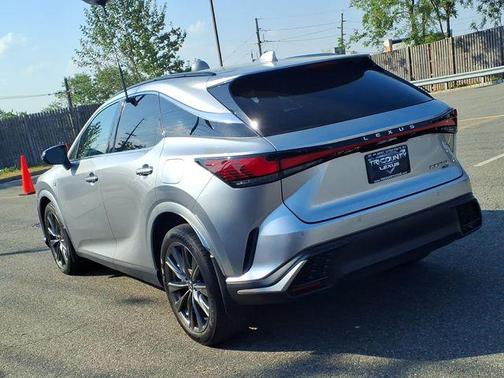 Iridium 2023 Lexus RX 350 F SPORT Handling