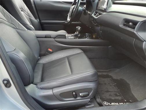 2023 Lexus UX 250h Base