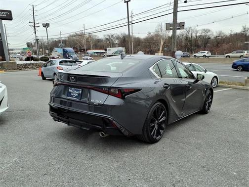 2022 Lexus IS 350 Base