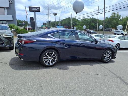 2021 Lexus ES 350 Base