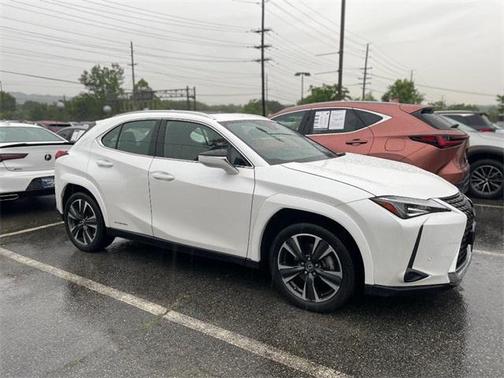 2022 Lexus UX 250h Base