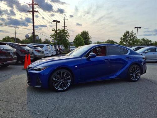 2022 Lexus IS 350 Base