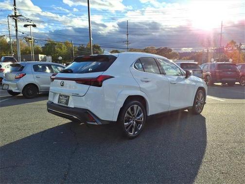 2022 Lexus UX 250h F Sport