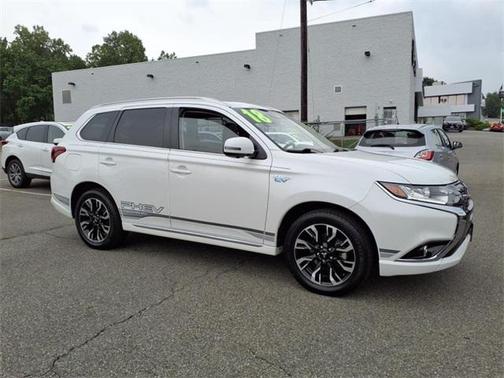 2018 Mitsubishi Outlander PHEV SEL