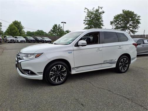 2018 Mitsubishi Outlander PHEV SEL