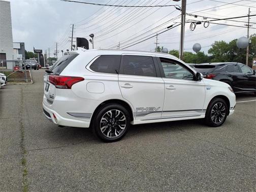 2018 Mitsubishi Outlander PHEV SEL