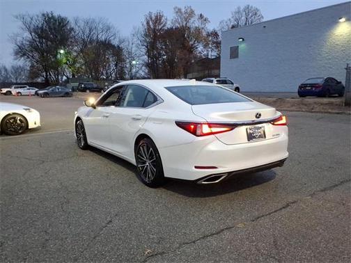 2024 Lexus ES 350 Base