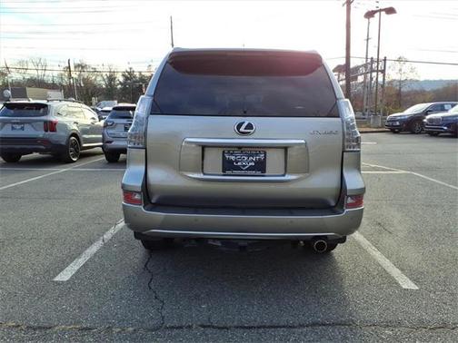 2023 Lexus GX 460 Premium