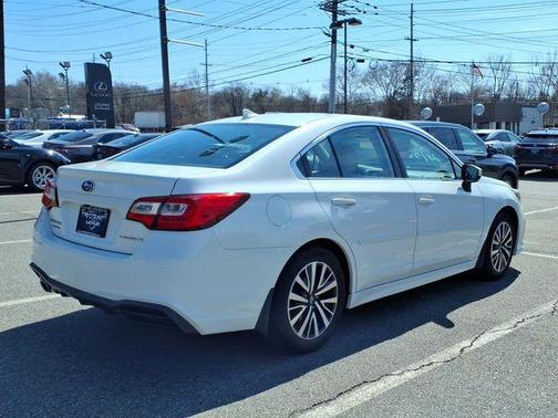 Crystal White Pearl 2019 Subaru Legacy Premium