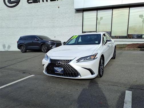 2023 Lexus ES 350 Base