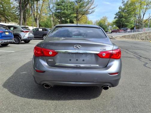 2015 INFINITI Q50 Premium