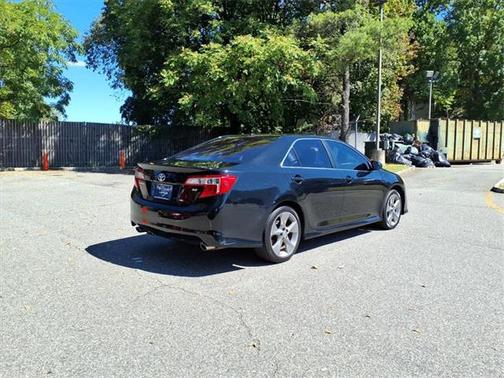 2013 Toyota Camry SE