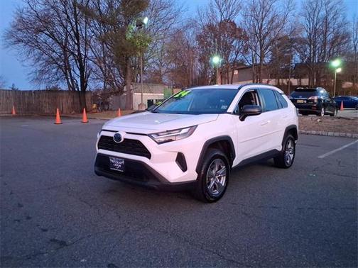 2024 Toyota RAV4 Hybrid LE