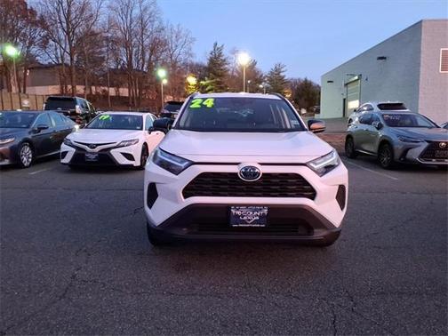 2024 Toyota RAV4 Hybrid LE